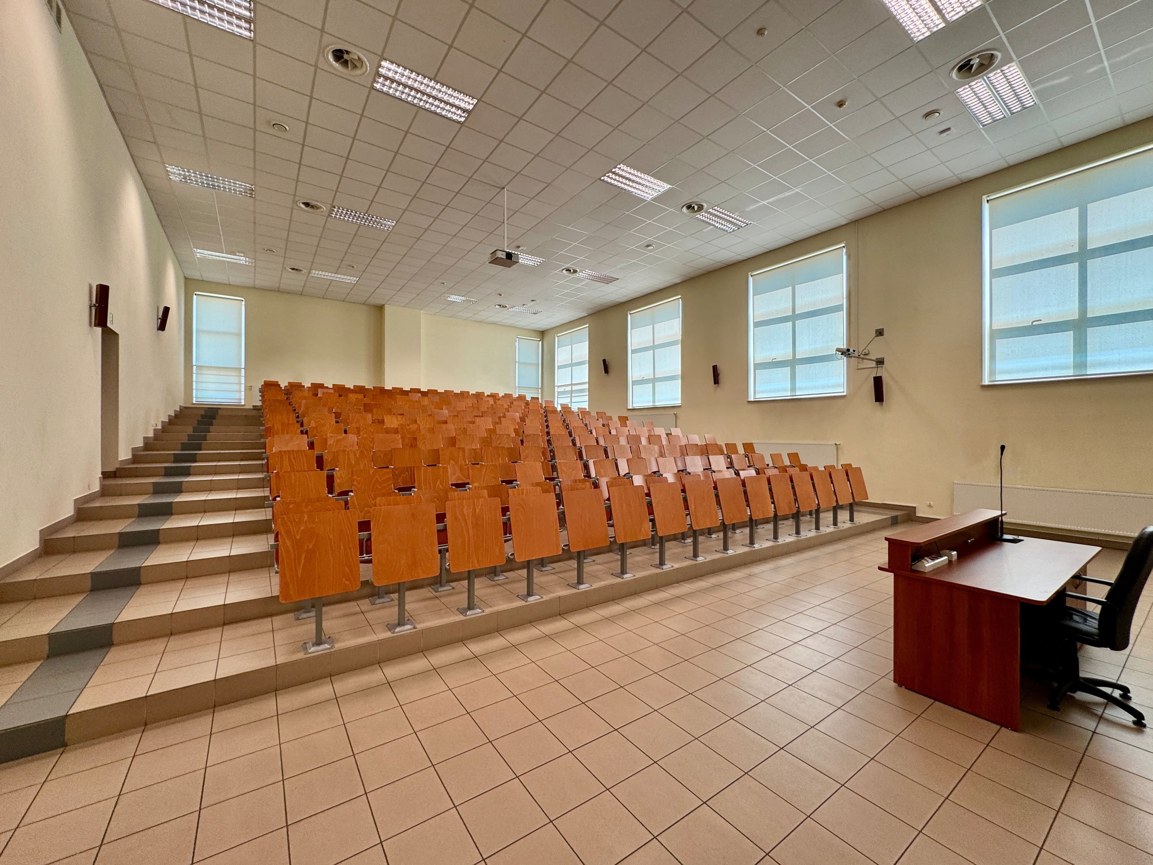 Zdjęcie galerii do artykułu Aula wykładowa 2