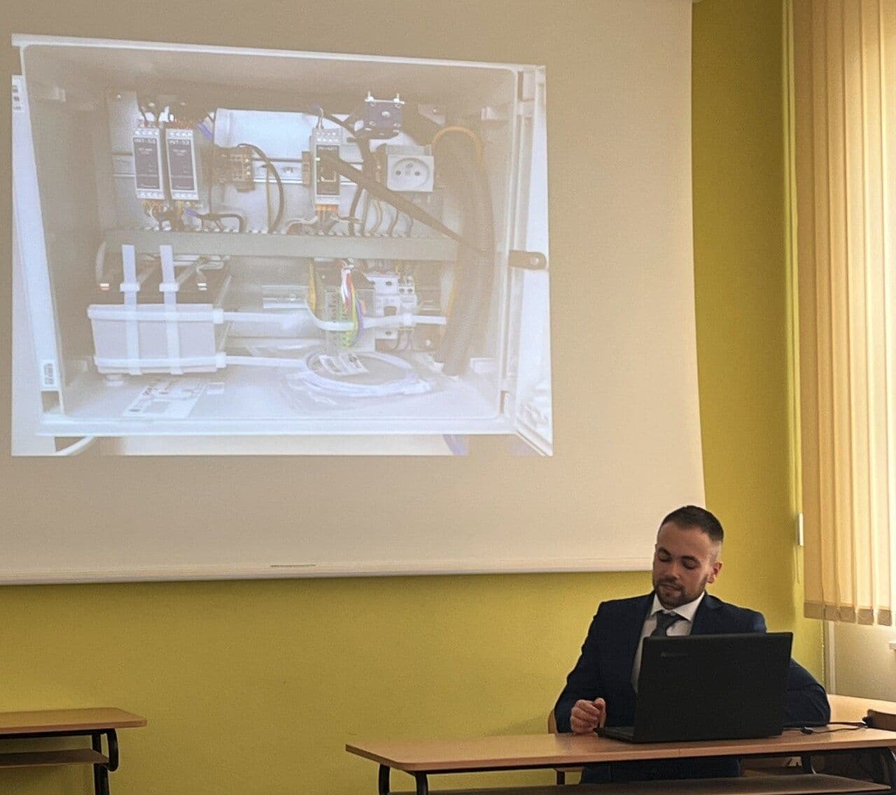 Zdjęcie galerii do artykułu Obrony prac dyplomowych na kierunku TRANSPORT 2024