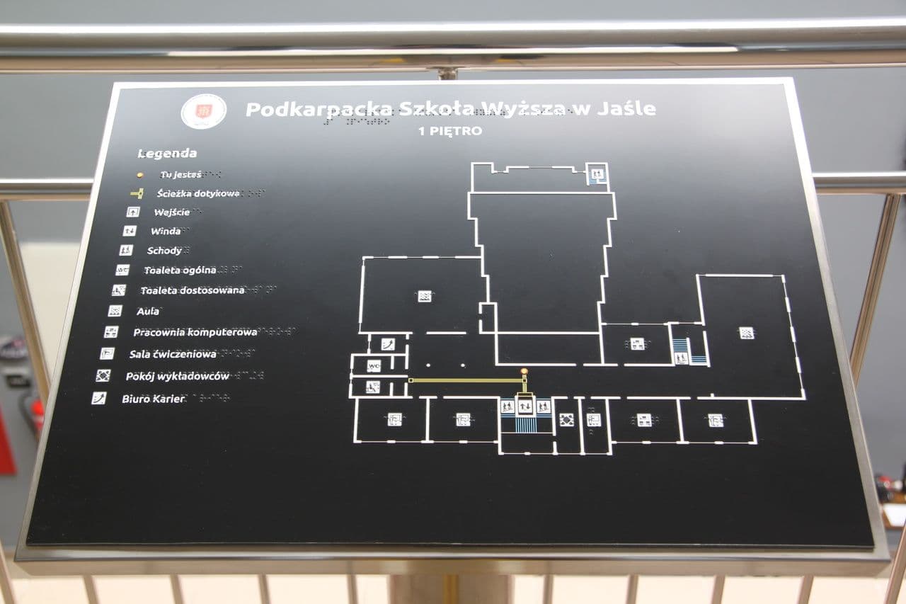 Zdjęcie galerii do artykułu Podkarpacka Szkoła Wyższa uczelnią dostępną dla osób z niepełnosprawnościami
