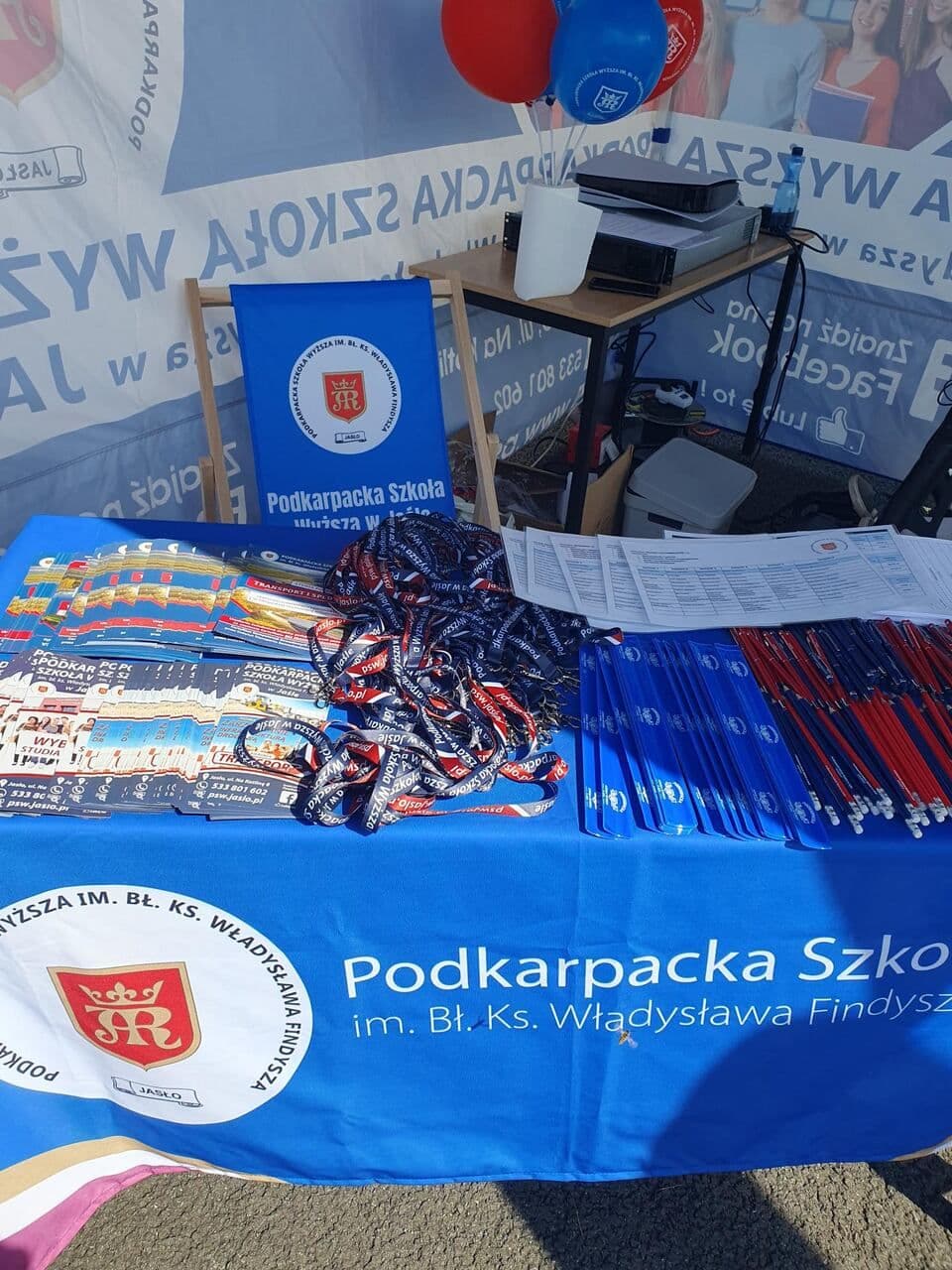 Zdjęcie galerii do artykułu Podkarpacka Szkoła Wyższa w Jaśle na eventach motoryzacyjnych 2024