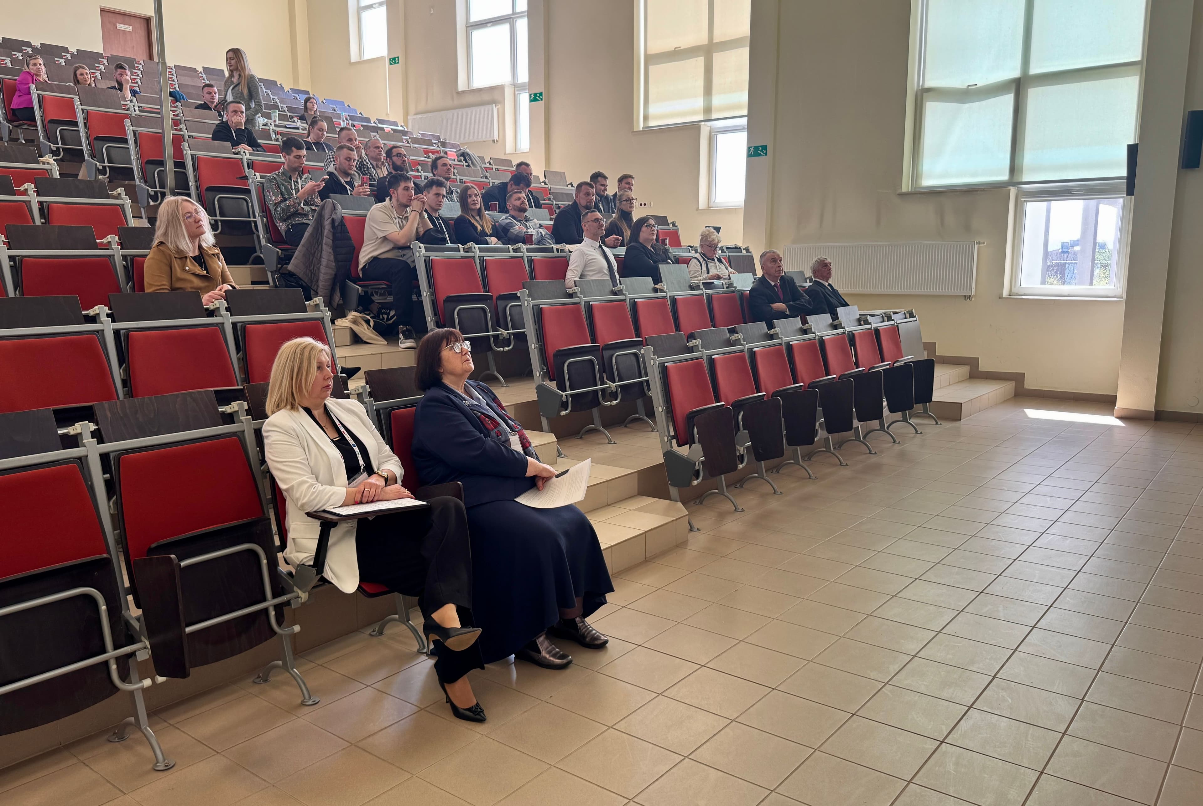 Zdjęcie galerii do artykułu Podsumowanie Międzynarodowej Konferencji Naukowej: Rozwój Podkarpacia w XXI wieku