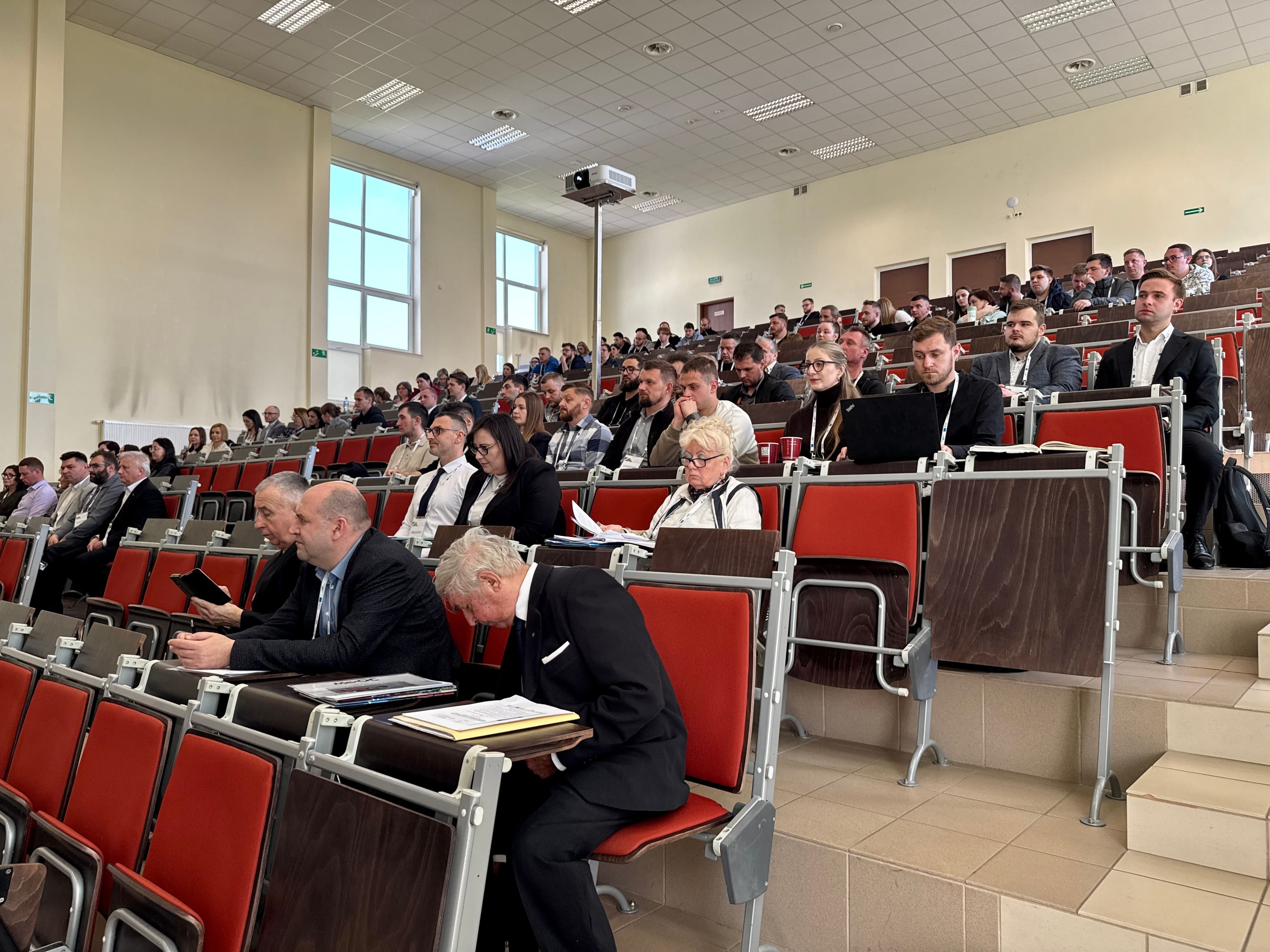 Zdjęcie galerii do artykułu Podsumowanie Międzynarodowej Konferencji Naukowej: Rozwój Podkarpacia w XXI wieku