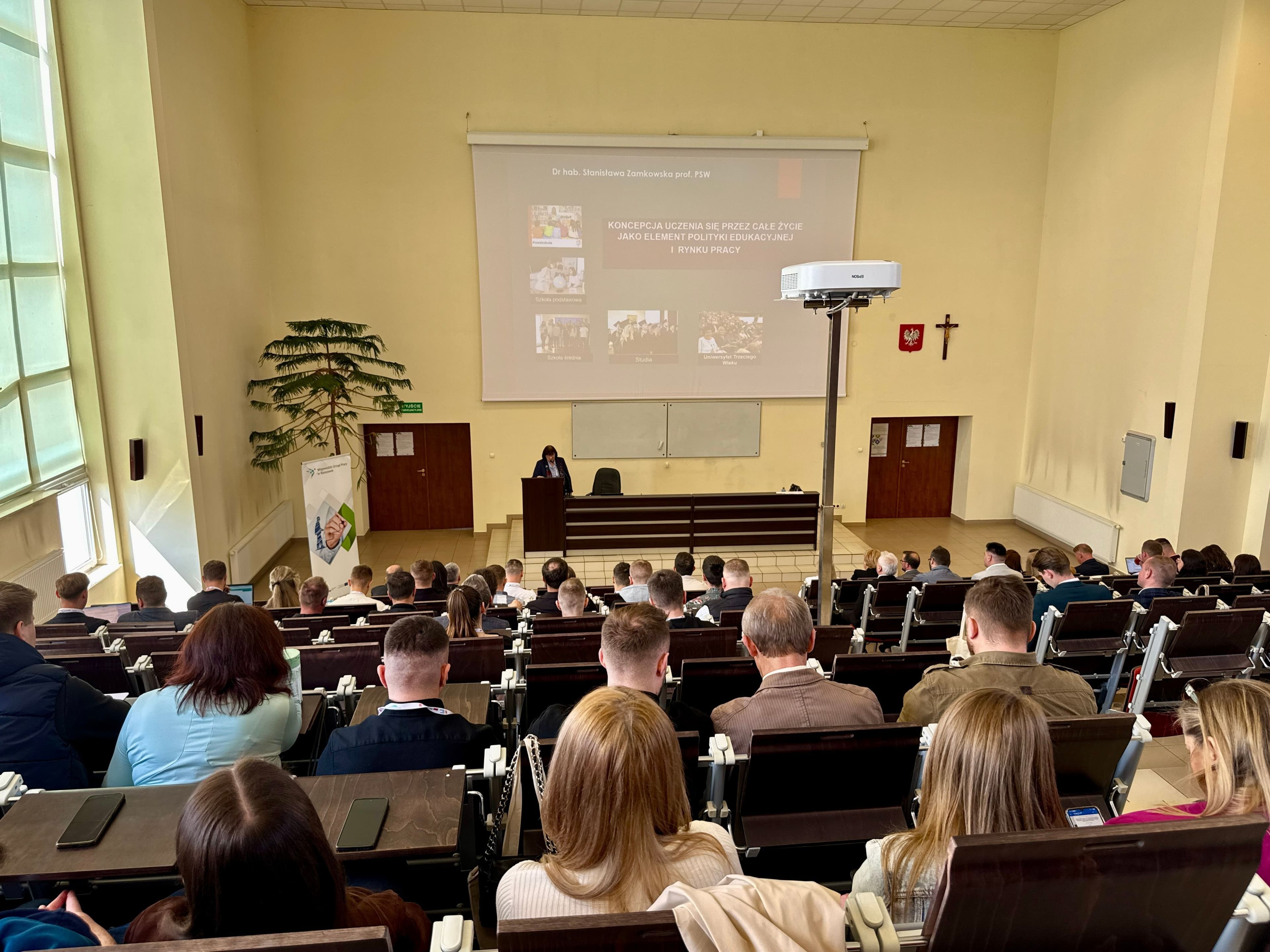 Zdjęcie galerii do artykułu Podsumowanie Międzynarodowej Konferencji Naukowej: Rozwój Podkarpacia w XXI wieku