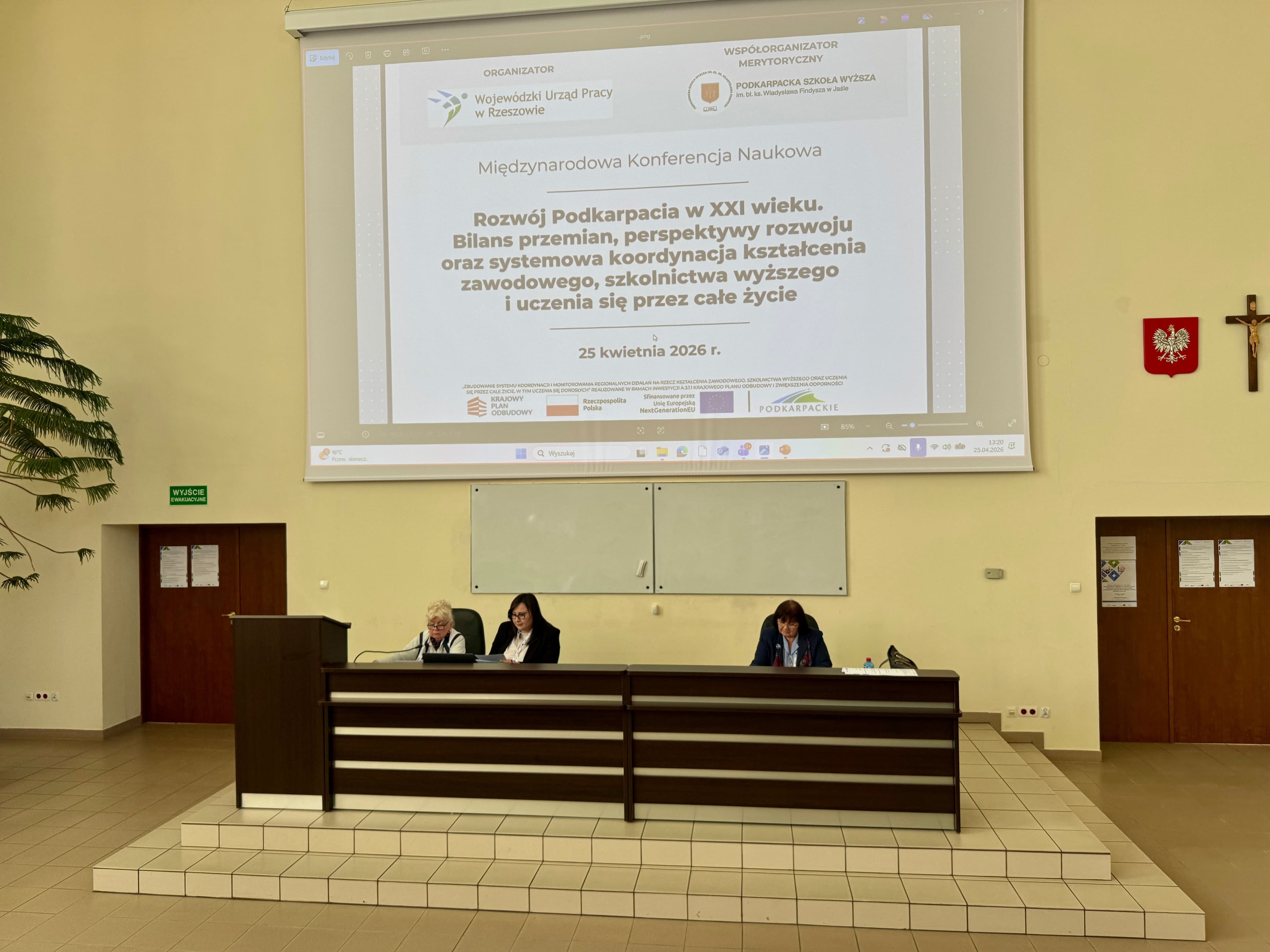 Zdjęcie galerii do artykułu Podsumowanie Międzynarodowej Konferencji Naukowej: Rozwój Podkarpacia w XXI wieku