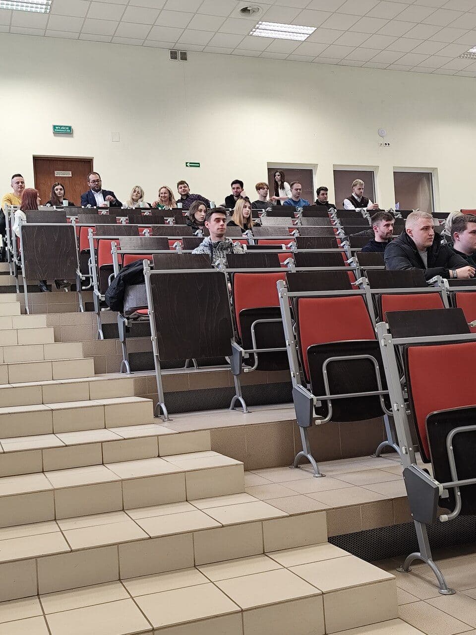 Zdjęcie galerii do artykułu Podsumowanie Międzynarodowej Konferencji Naukowej „Wyzwania społeczno-gospodarcze dla Polski w XXI wieku”