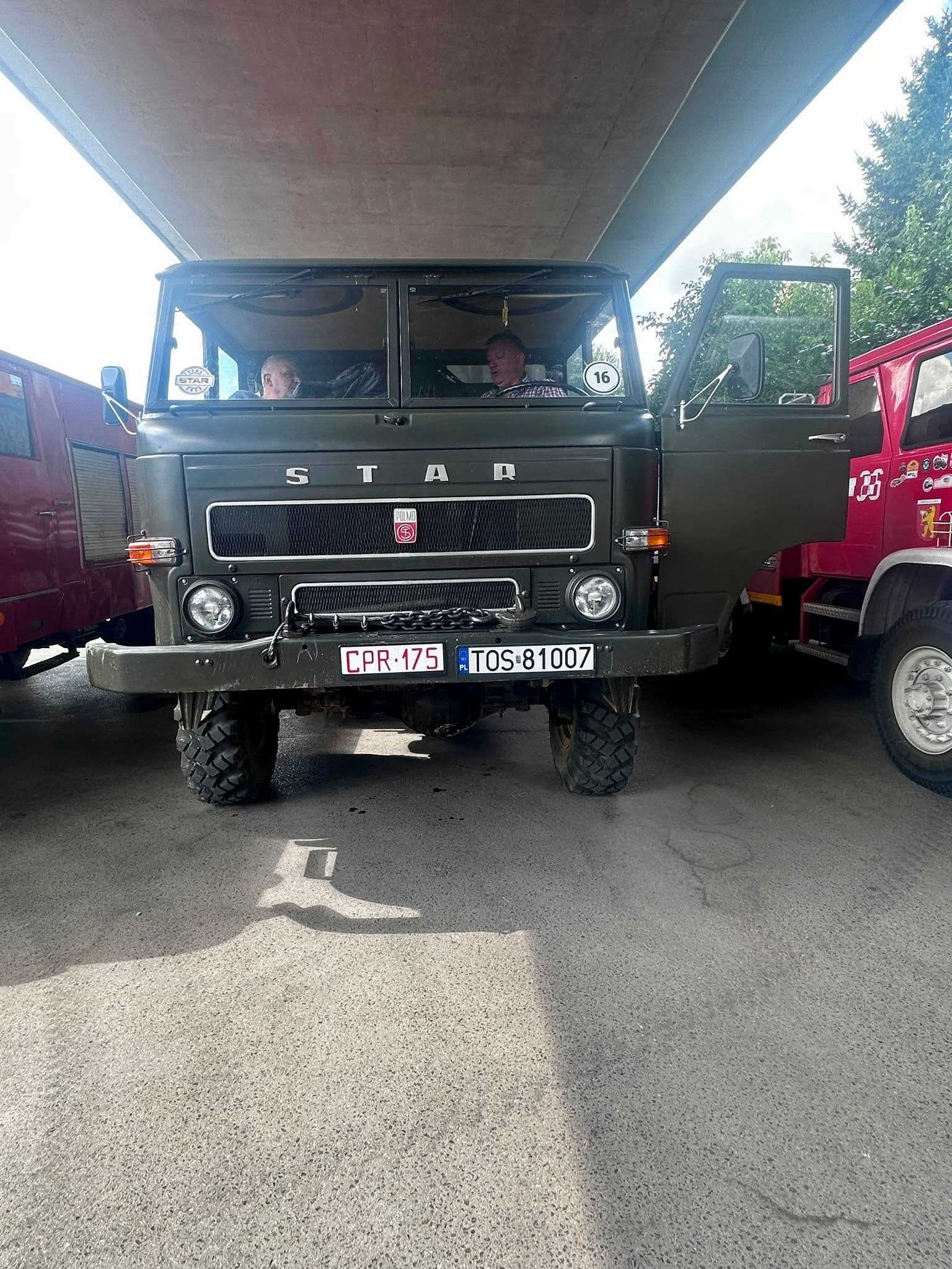 Zdjęcie galerii do artykułu Reprezentacja Podkarpackiej Szkoły Wyższej na 12. zlocie „Legenda Stara”