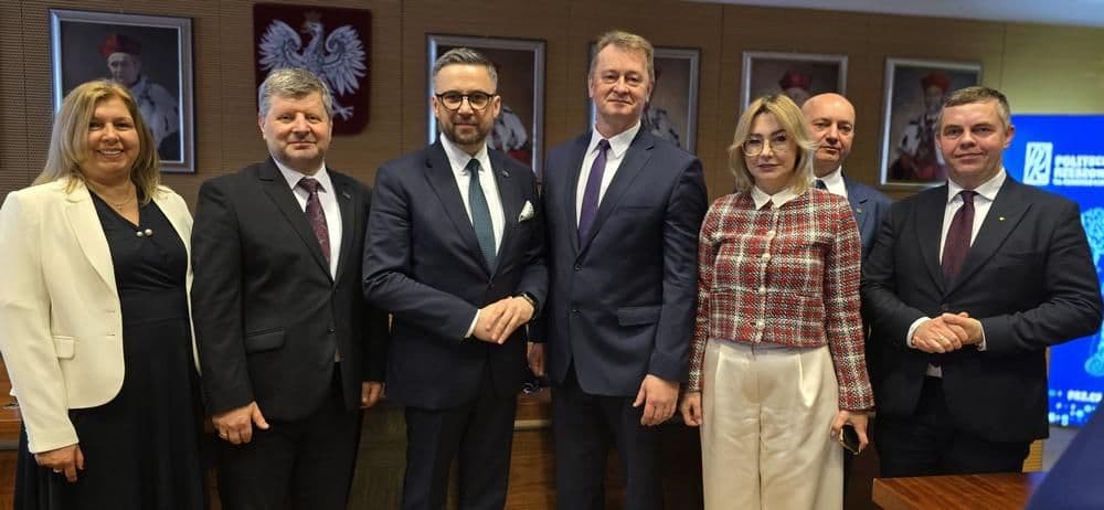 Zdjęcie galerii do artykułu Spotkanie Ministra Nauki i Szkolnictwa Wyższego z władzami regionu i rektorami uczelni