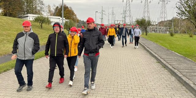 Zdjęcie galerii do artykułu Studenci kierunku Transport w elektrowni wodnej na Solinie