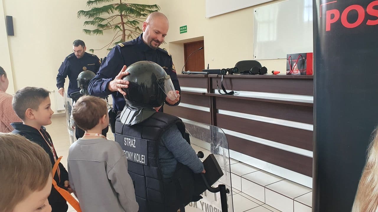 Zdjęcie galerii do artykułu Wizyta dzieci z Jasielskiego Uniwersytetu Dziecięcego w naszej uczelni